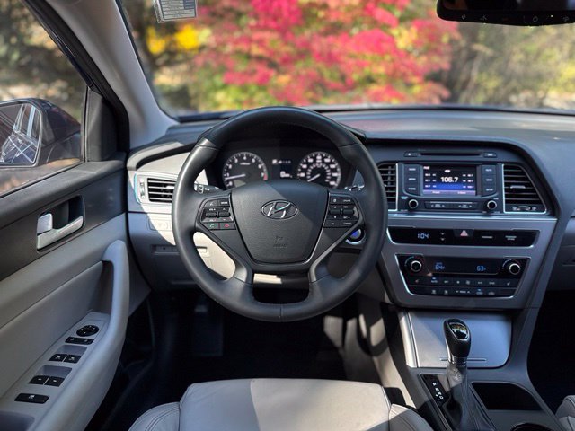 Used 2015 Hyundai Sonata Sport w/ Option Group 03 FWD image 20