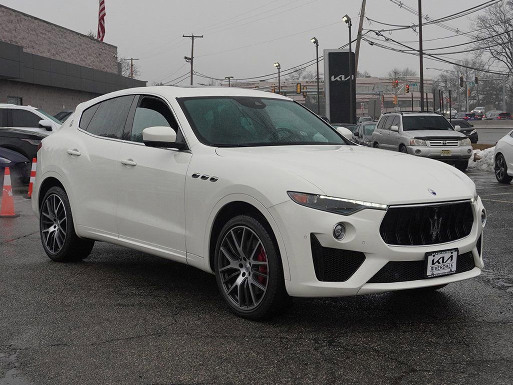 Used 2019 Maserati Levante GTS image 2