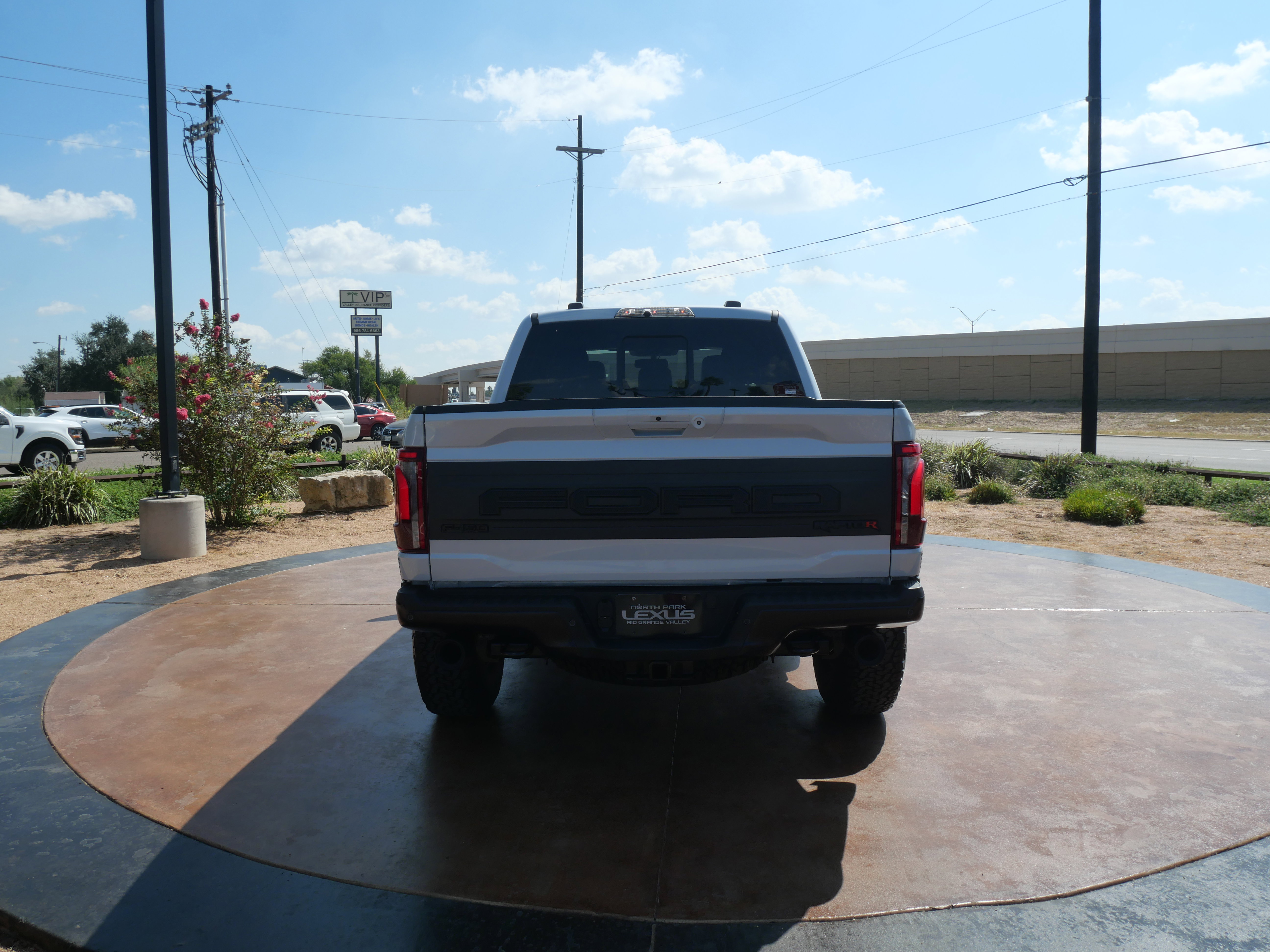 Used 2025 Ford F150 Raptor w/ Equipment Group 803A Raptor R image 3