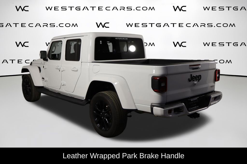 Used 2023 Jeep Gladiator Overland AWD/4WD image 46