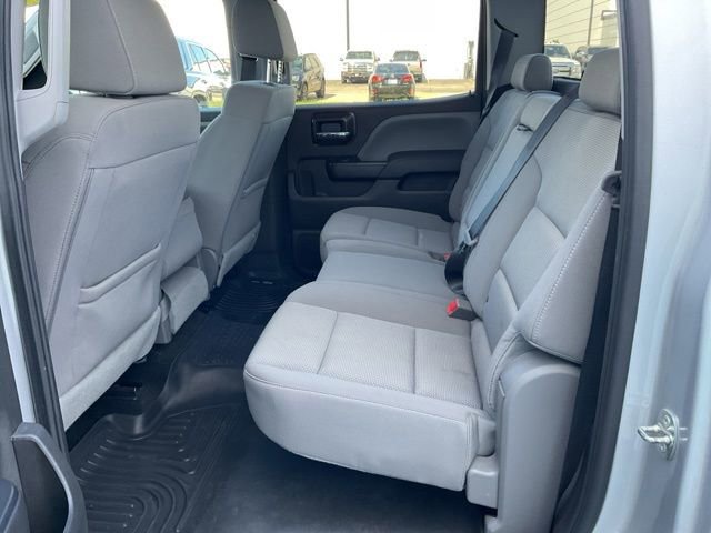 Used 2018 Chevrolet Silverado 1500 Custom w/ Custom Value Package AWD/4WD image 21