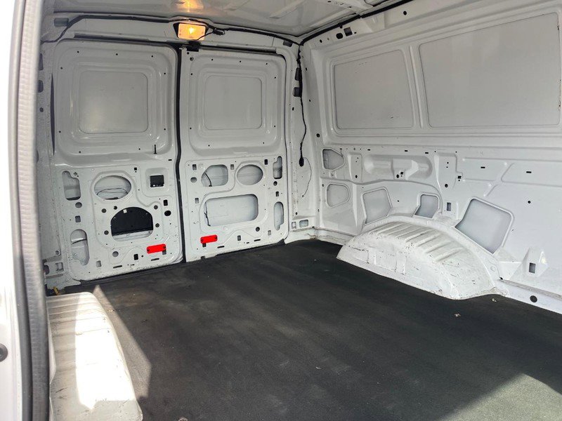 Used 2014 Ford E-250 and Econoline 250 E-250 Commercial image 7