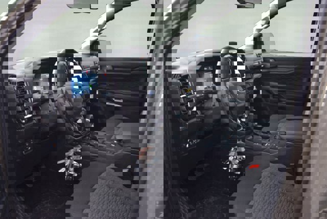 New 2025 Ford Ranger XLT w/ Black Appearance Package image 6