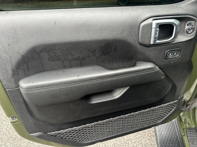 Used 2021 Jeep Wrangler Unlimited Sahara w/ Safety Group image 12