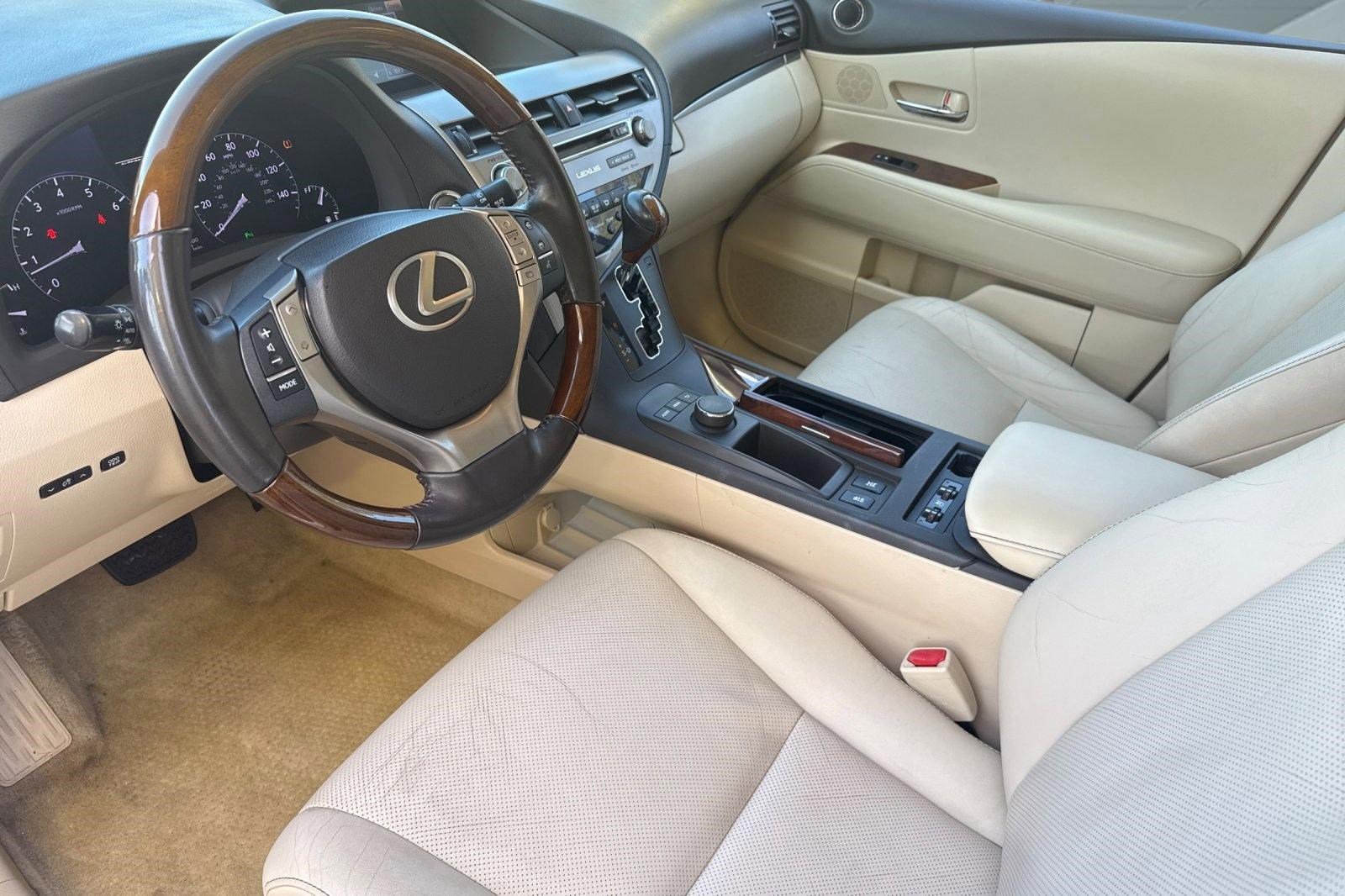 Used 2015 Lexus RX 350 AWD w/ Premium Package image 4