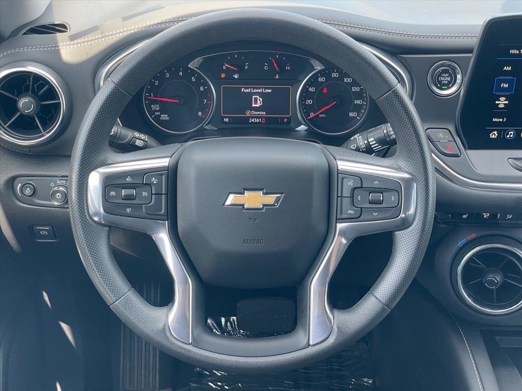 Used 2024 Chevrolet Blazer LT w/ Convenience Package FWD image 12