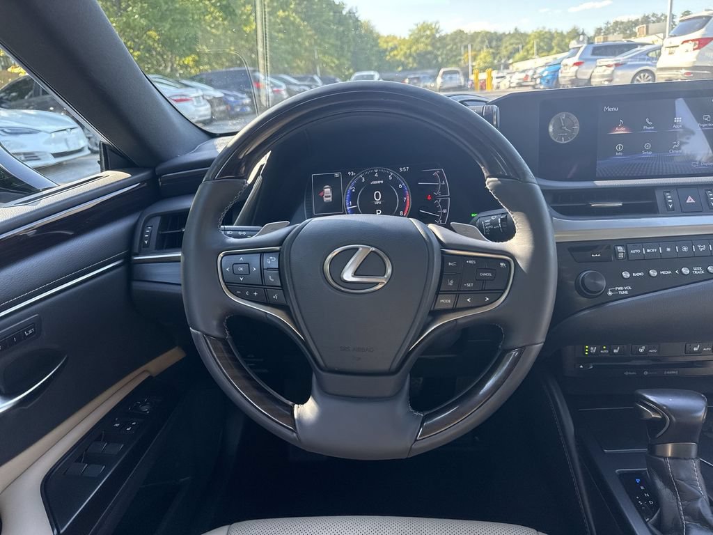 Used 2019 Lexus ES 350 w/ Premium Package FWD image 11