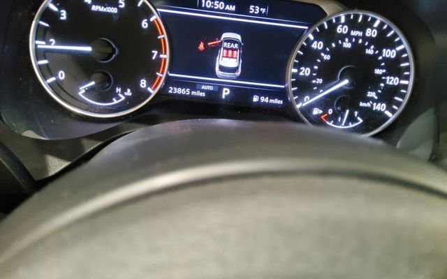 Used 2023 Nissan Rogue S image 29