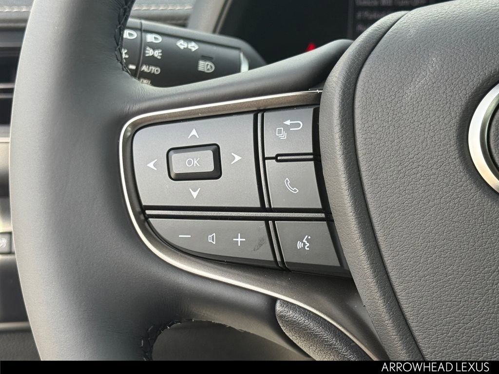 Certified 2026 Lexus UX 300h FWD w/ Accessory Package (Z1) image 16
