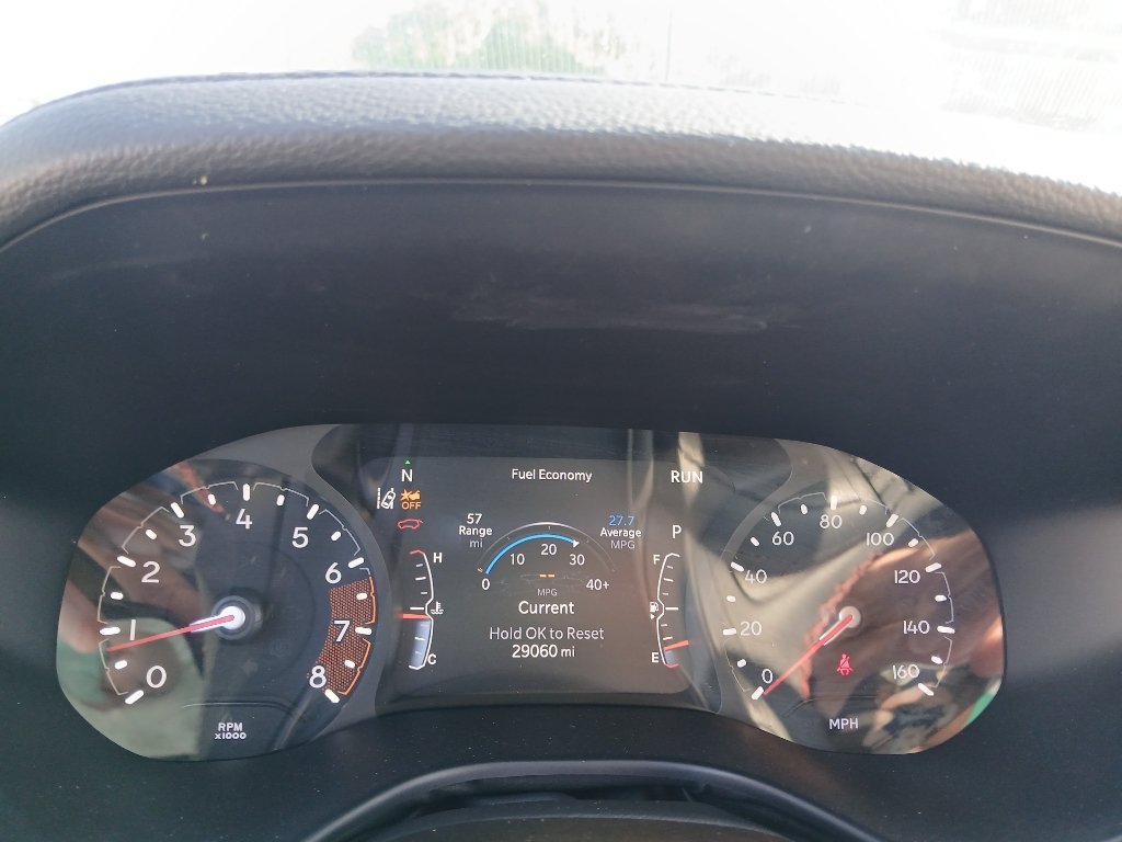 Used 2025 Jeep Compass Trailhawk AWD/4WD image 13