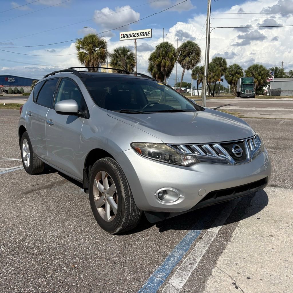 Used 2009 Nissan Murano SL w/ Technology Pkg FWD image 1