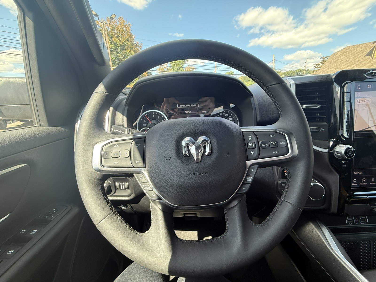 Used 2026 RAM 1500 Big Horn AWD/4WD image 18