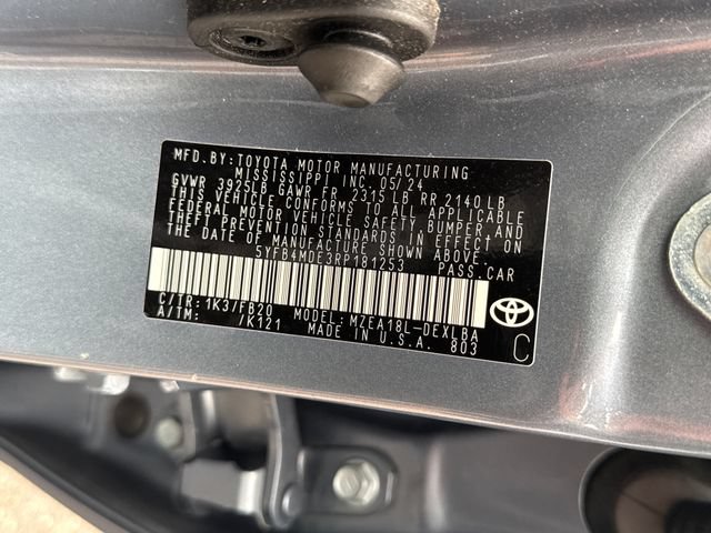 Used 2024 Toyota Corolla LE FWD image 21