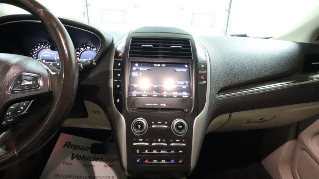 Used 2017 Lincoln MKC Reserve w/ Lincoln MKC Climate Package image 13