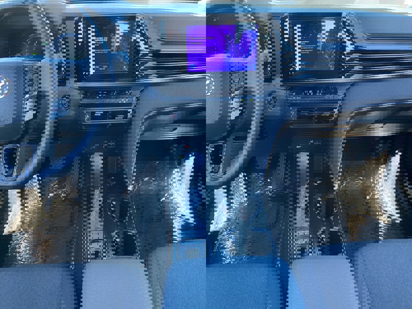 Certified 2025 Toyota Camry LE w/ Convenience Package image 11