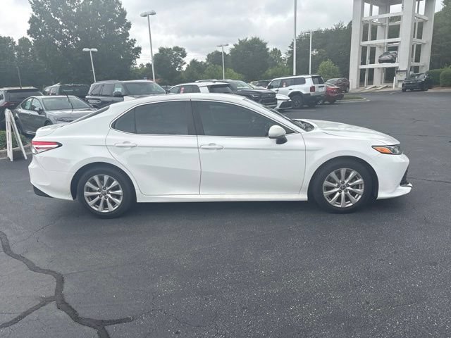 Used 2020 Toyota Camry LE FWD image 13