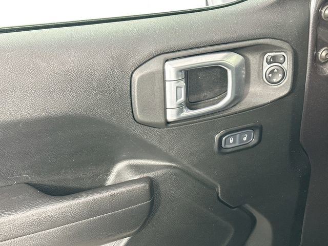 Used 2023 Jeep Wrangler Unlimited Rubicon 4xe image 23