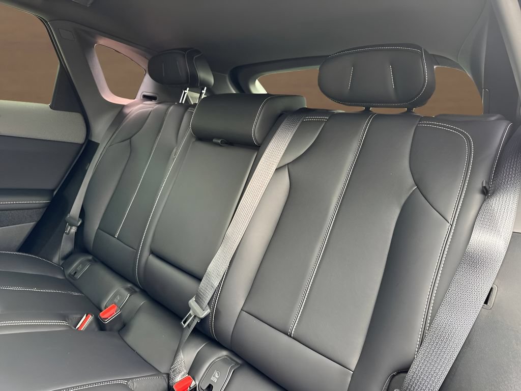 New 2027 Cadillac Optiq Sport w/ LPO, Floor Liner Package AWD/4WD image 18