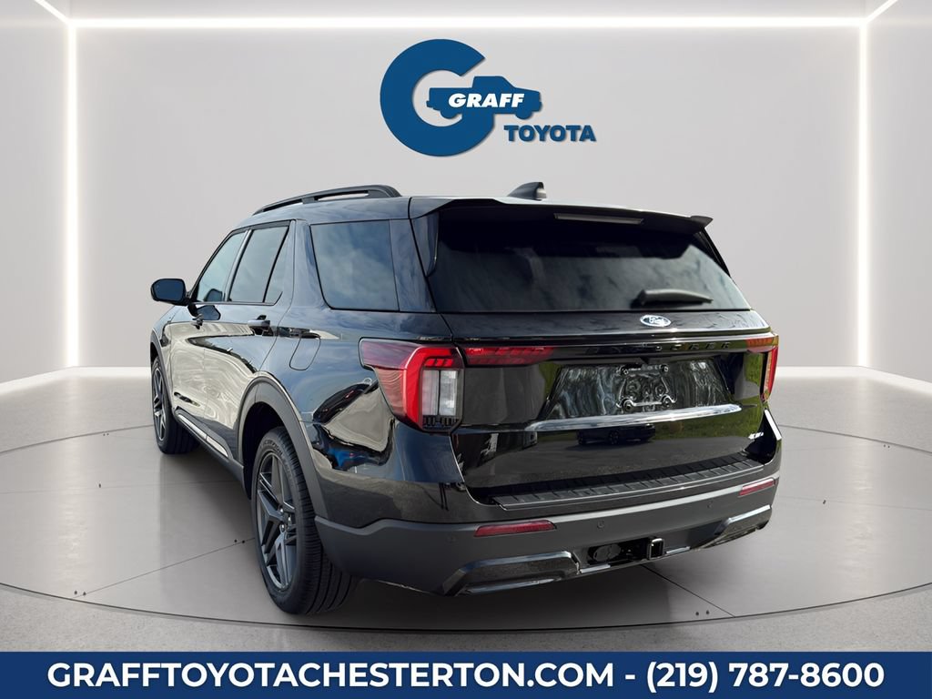Used 2026 Ford Explorer ST-Line w/ ST-Line Street Pack AWD/4WD image 9