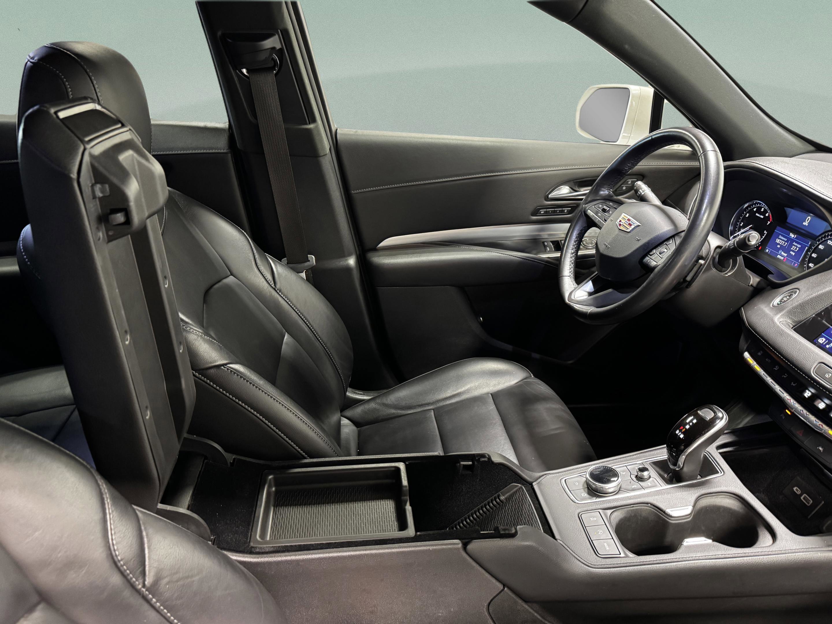 Used 2020 Cadillac XT4 Premium Luxury w/ Driver Awareness Package image 30