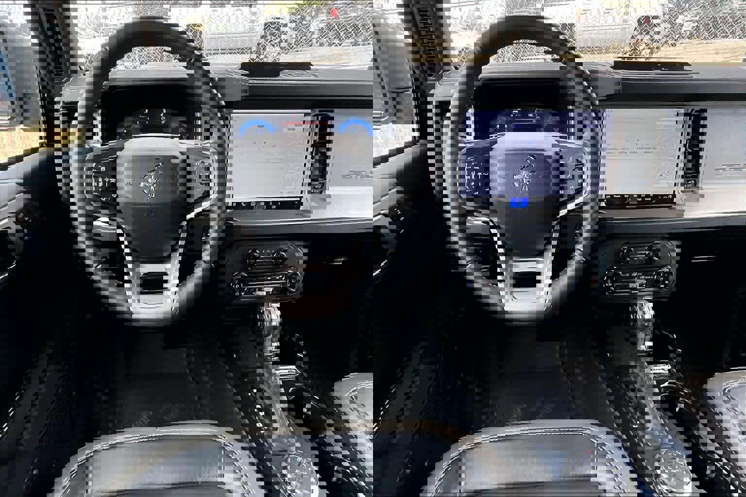 Used 2025 Ford Bronco Outer Banks image 5