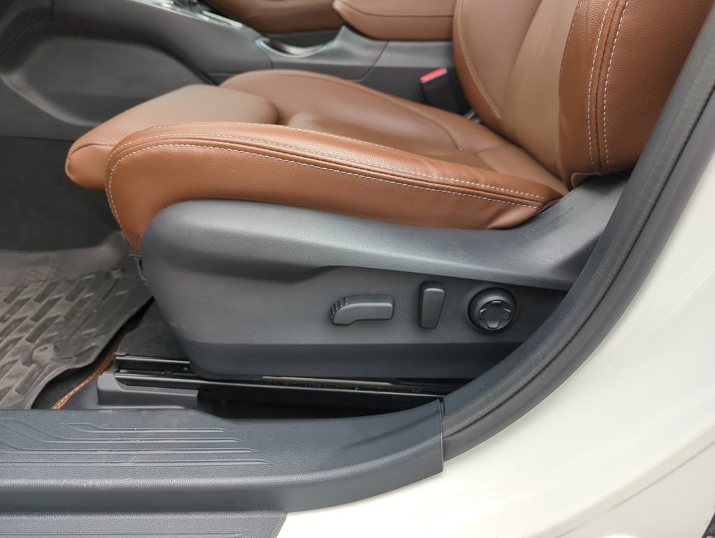 Certified 2023 Subaru Outback Touring XT image 13