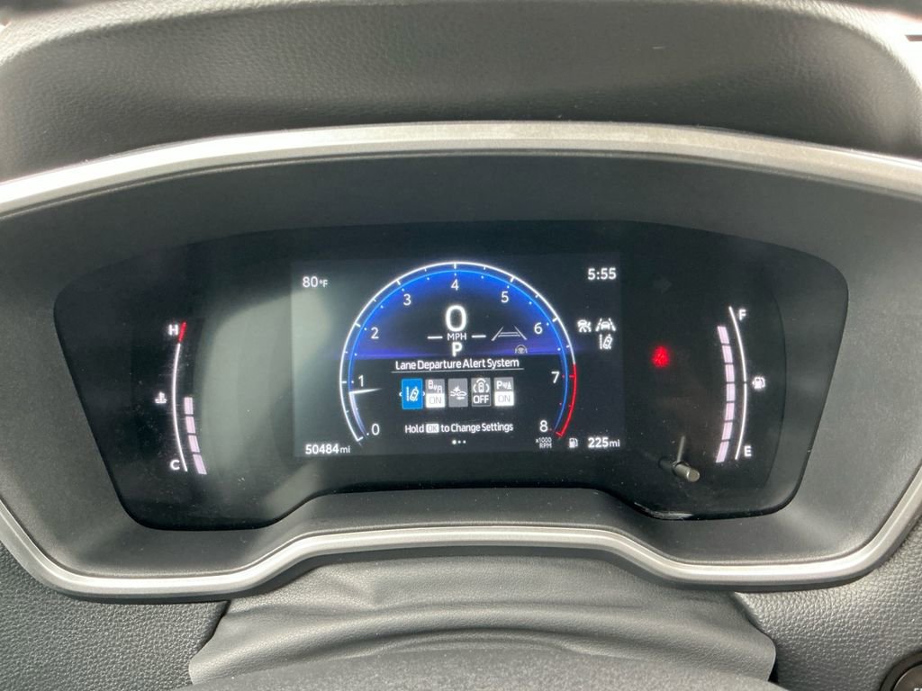 Used 2024 Toyota Corolla Cross XLE image 22