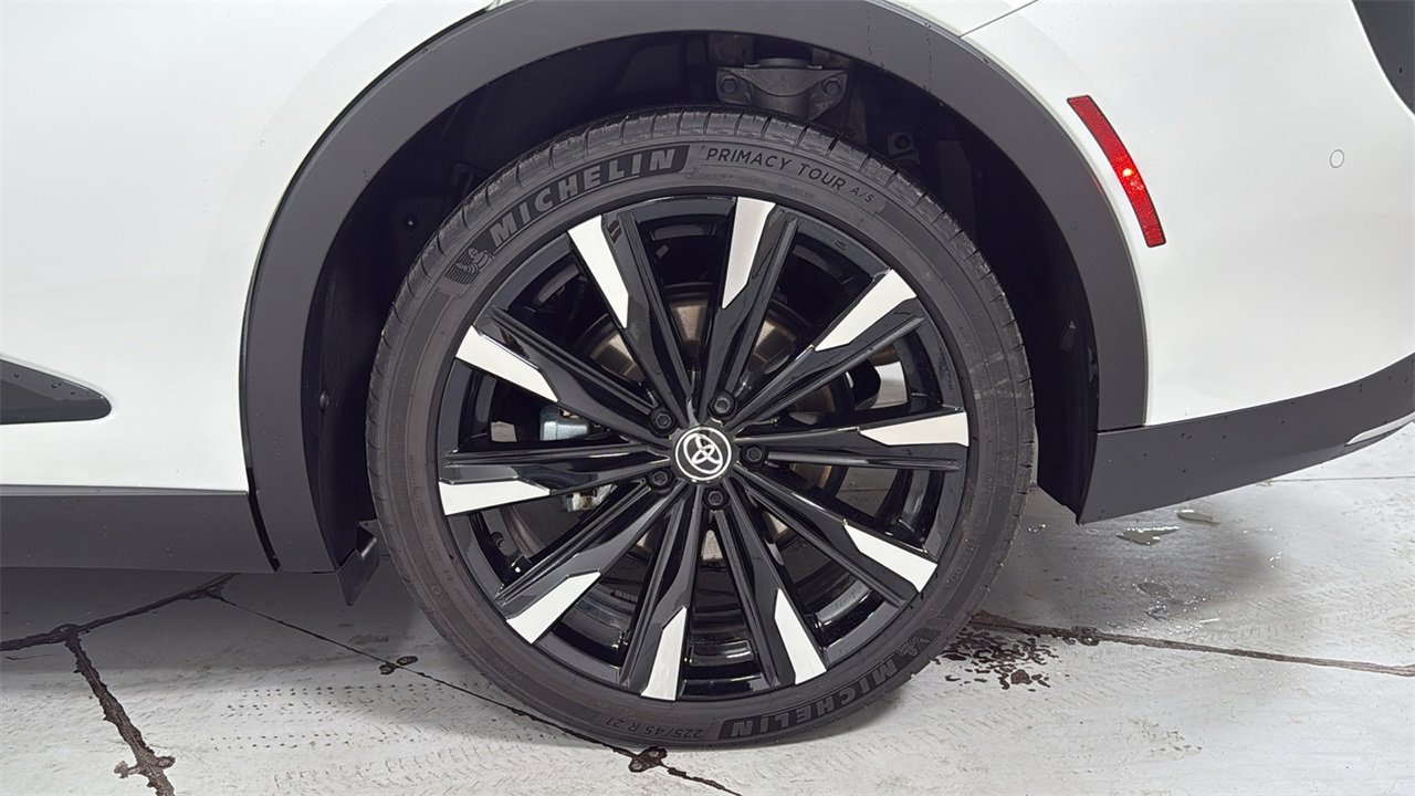 Certified 2026 Toyota Crown Platinum image 23