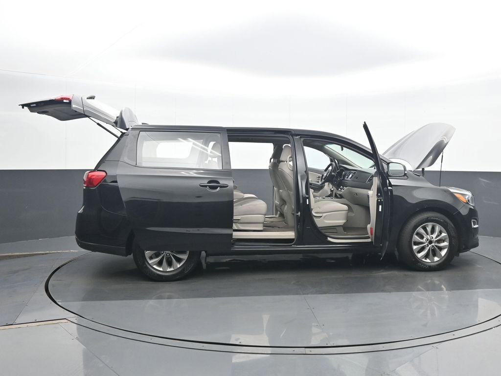 Used 2020 Kia Sedona L FWD image 37
