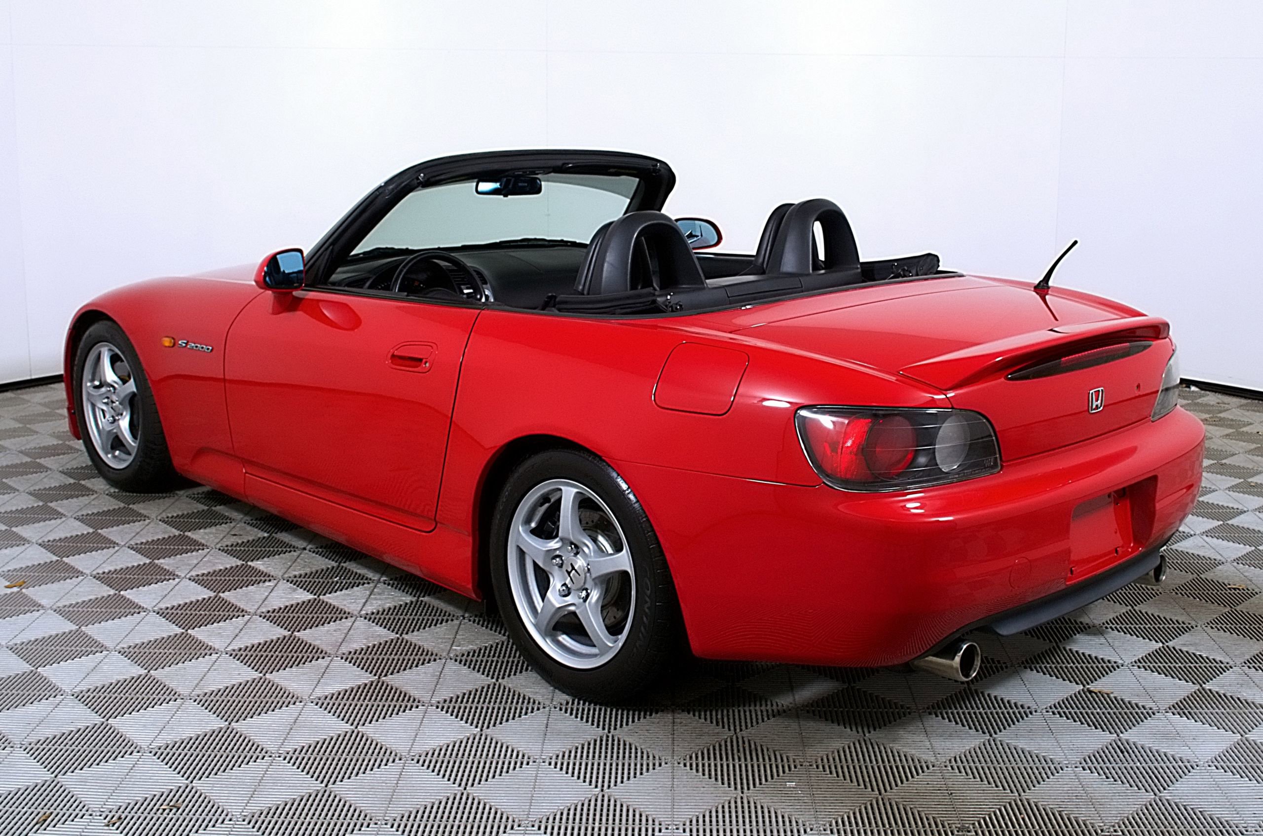 Used 2000 Honda S2000 image 9