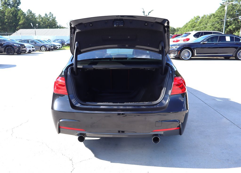 Used 2016 BMW 340i Sedan w/ M Sport Package RWD image 41