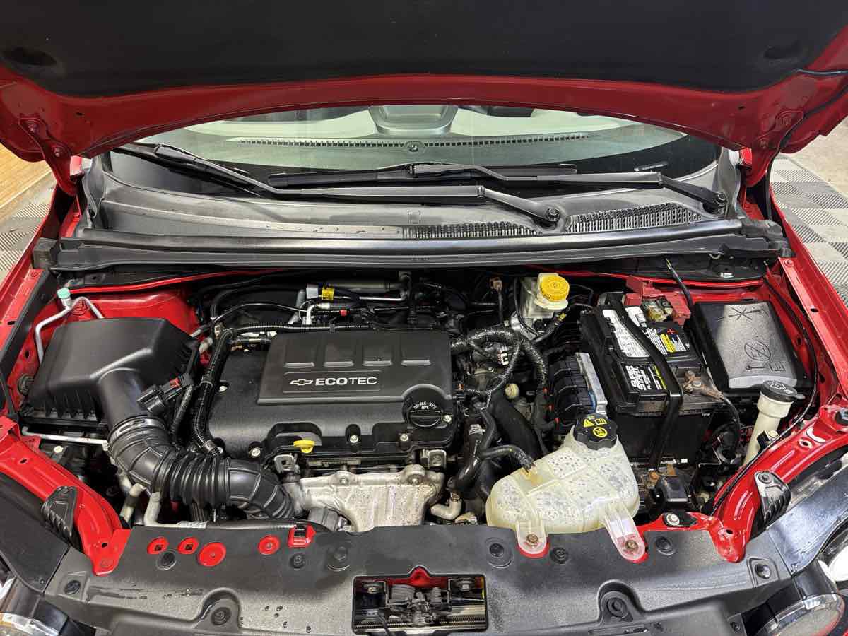 Used 2012 Chevrolet Sonic LTZ FWD image 26