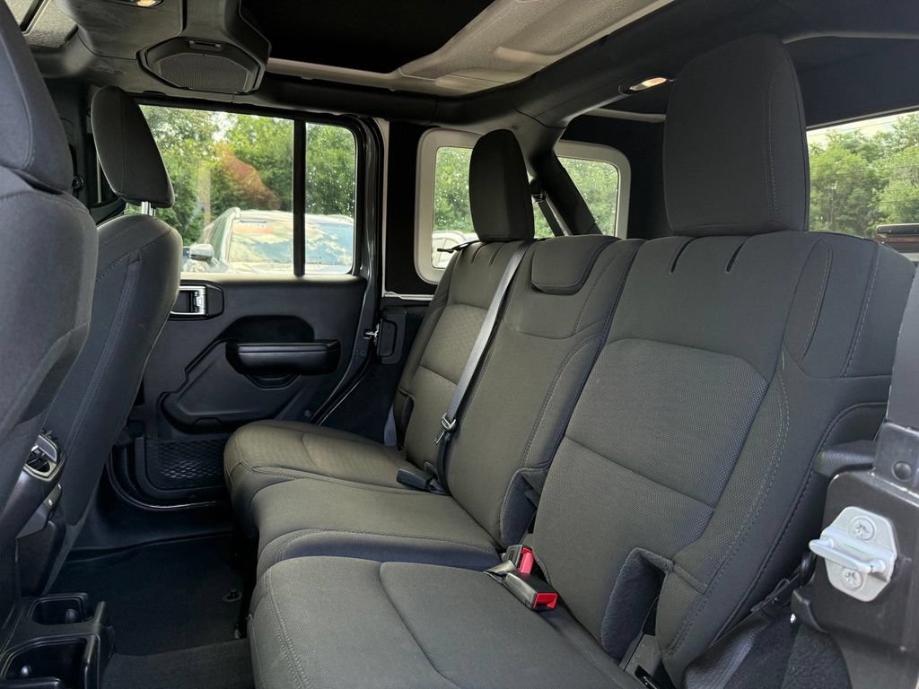 Used 2020 Jeep Wrangler Unlimited Sport AWD/4WD image 12