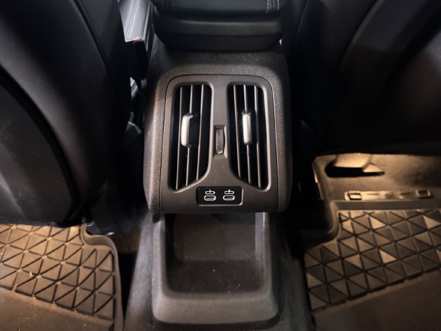 Used 2025 BMW X2 xDrive28i w/ Convenience Package AWD/4WD image 14