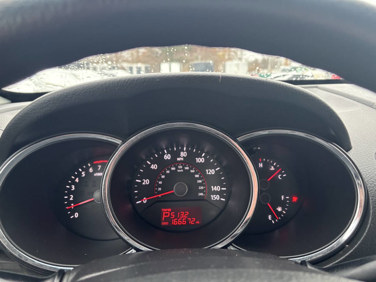 Used 2011 Kia Sorento 2WD image 25
