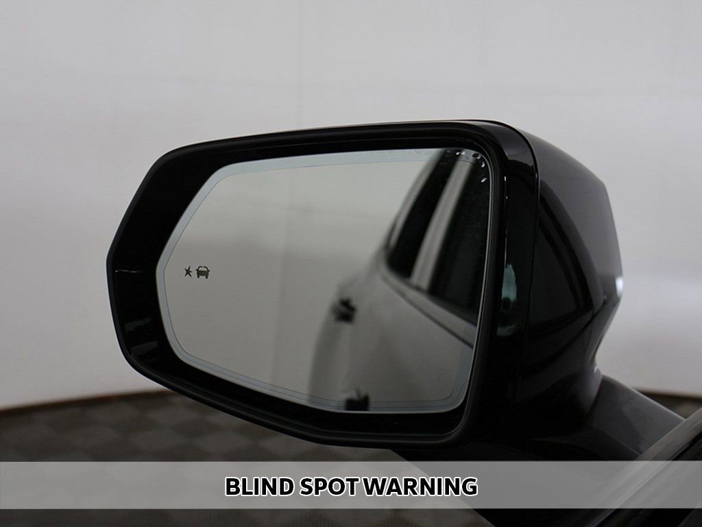 Used 2025 Chevrolet Blazer RS image 5