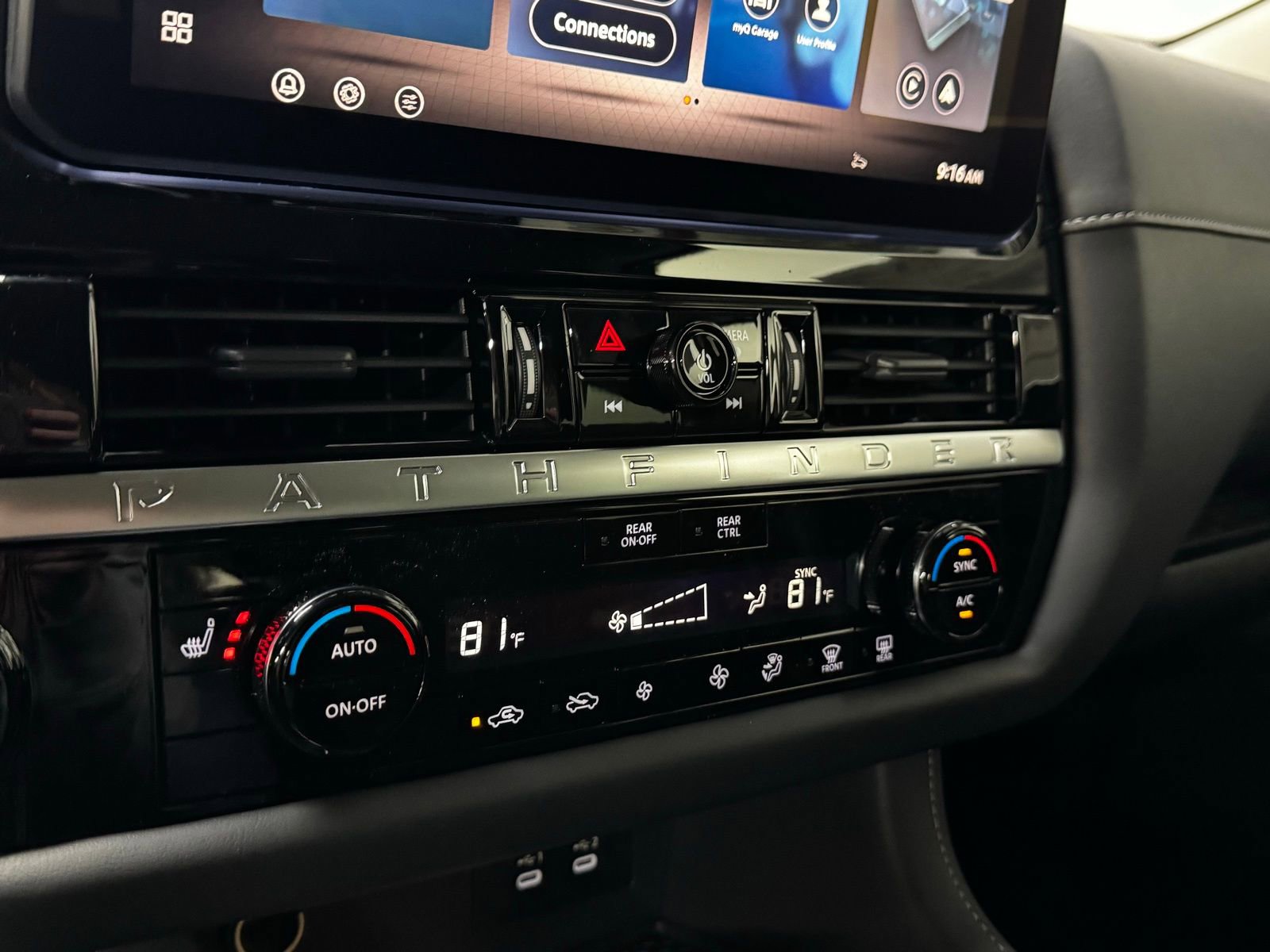 New 2026 Nissan Pathfinder SV AWD/4WD image 18