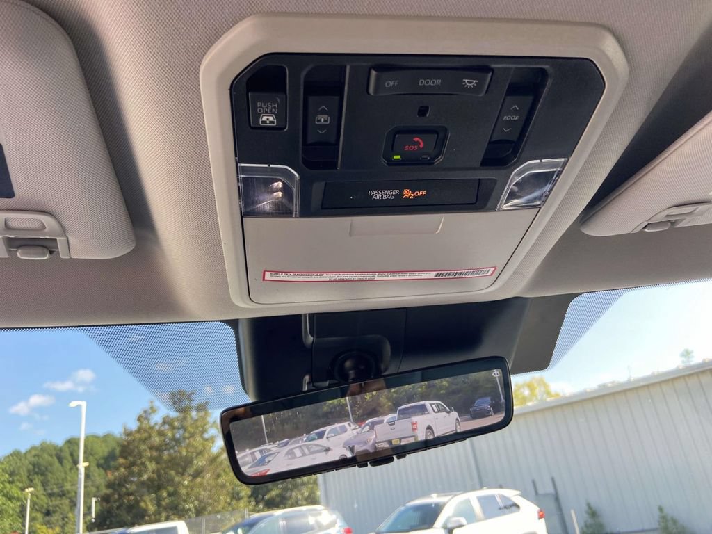 Used 2023 Toyota Tundra Limited AWD/4WD image 33