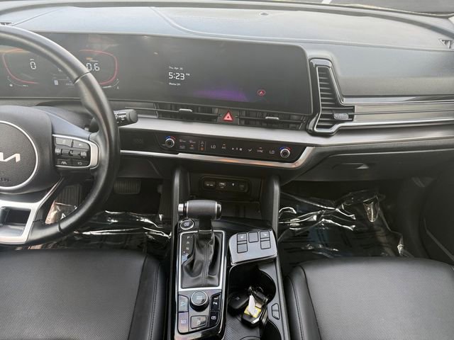 Used 2023 Kia Sportage EX FWD image 3