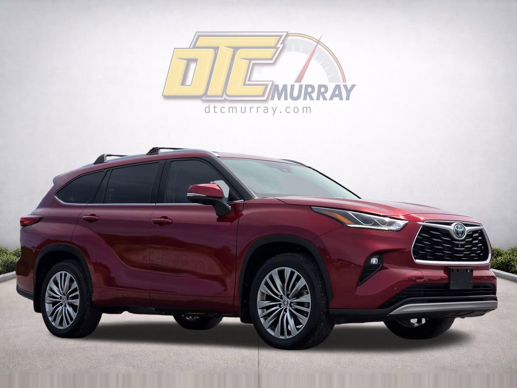 Used 2023 Toyota Highlander Platinum FWD image 40
