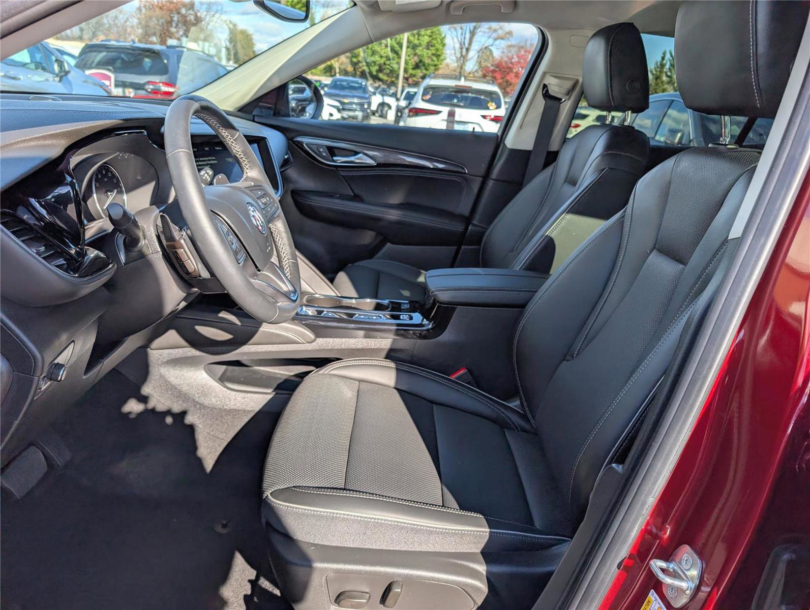 Used 2023 Buick Envision Essence image 16