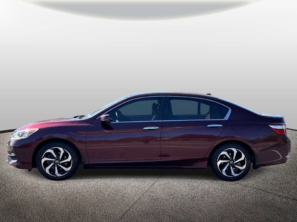 Used 2016 Honda Accord EX image 3