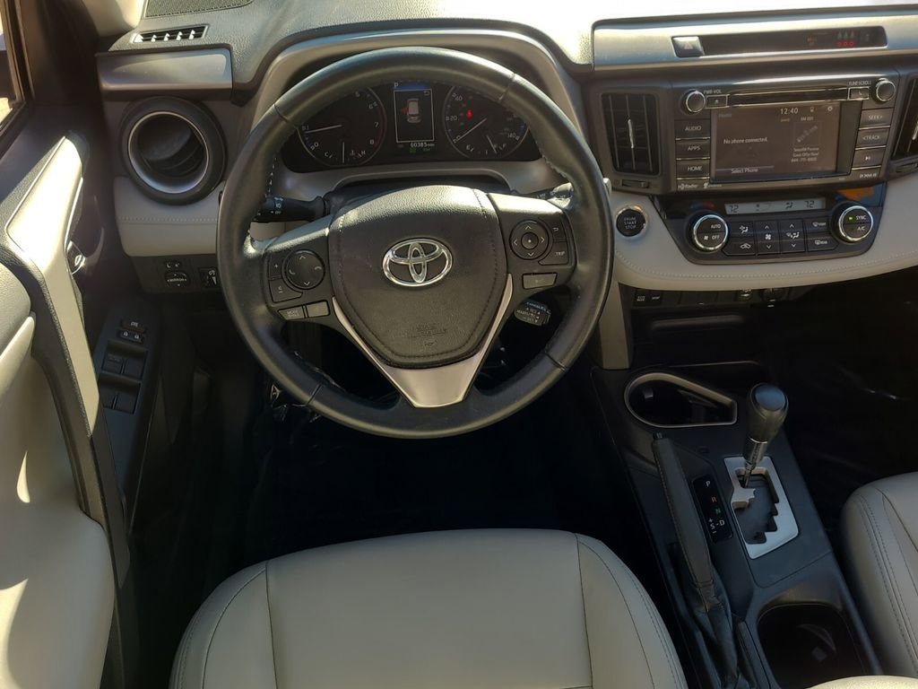 Used 2018 Toyota RAV4 XLE image 15