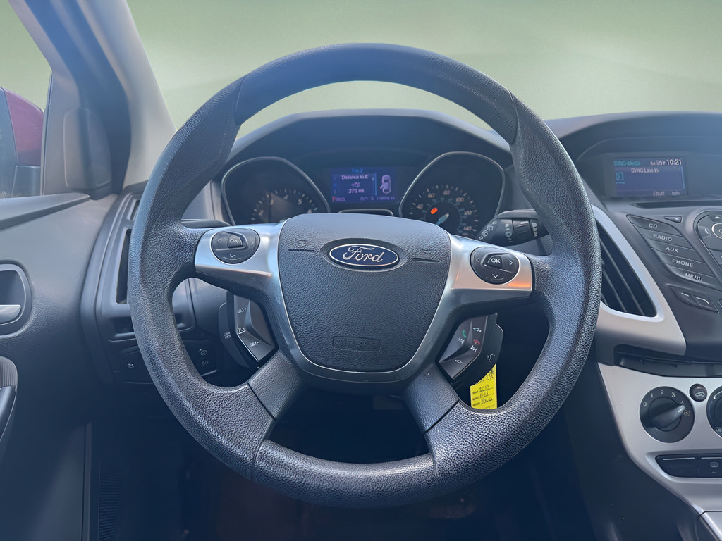 Used 2013 Ford Focus SE FWD image 17