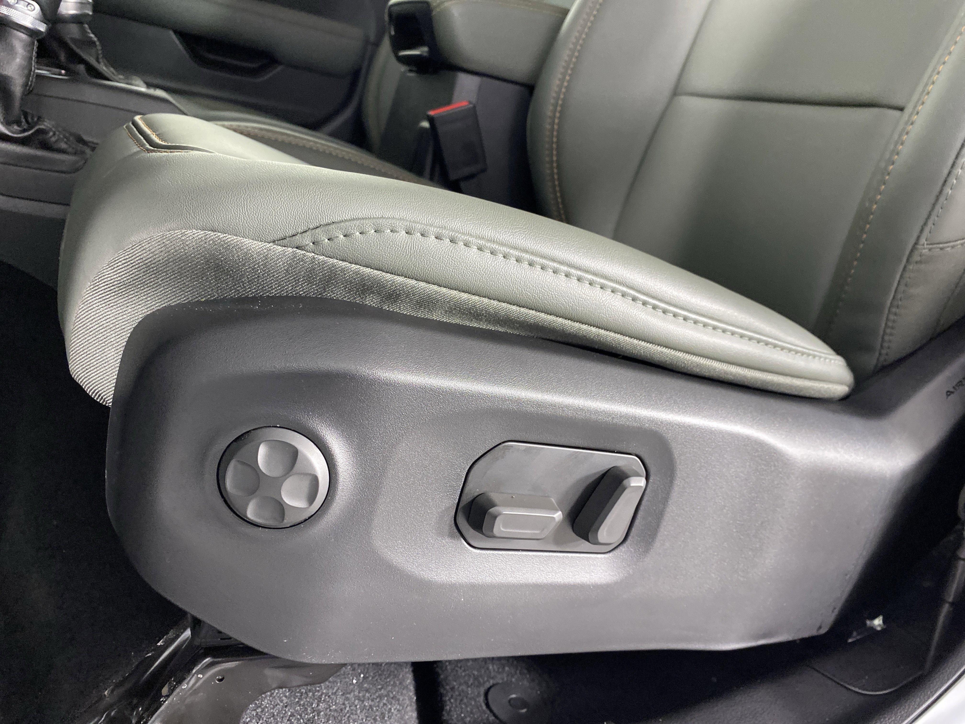 New 2026 Jeep Gladiator Mojave image 15