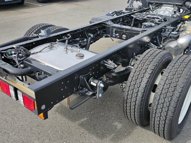 New 2025 Chevrolet Low Cab Forward 4500 XD RWD image 14