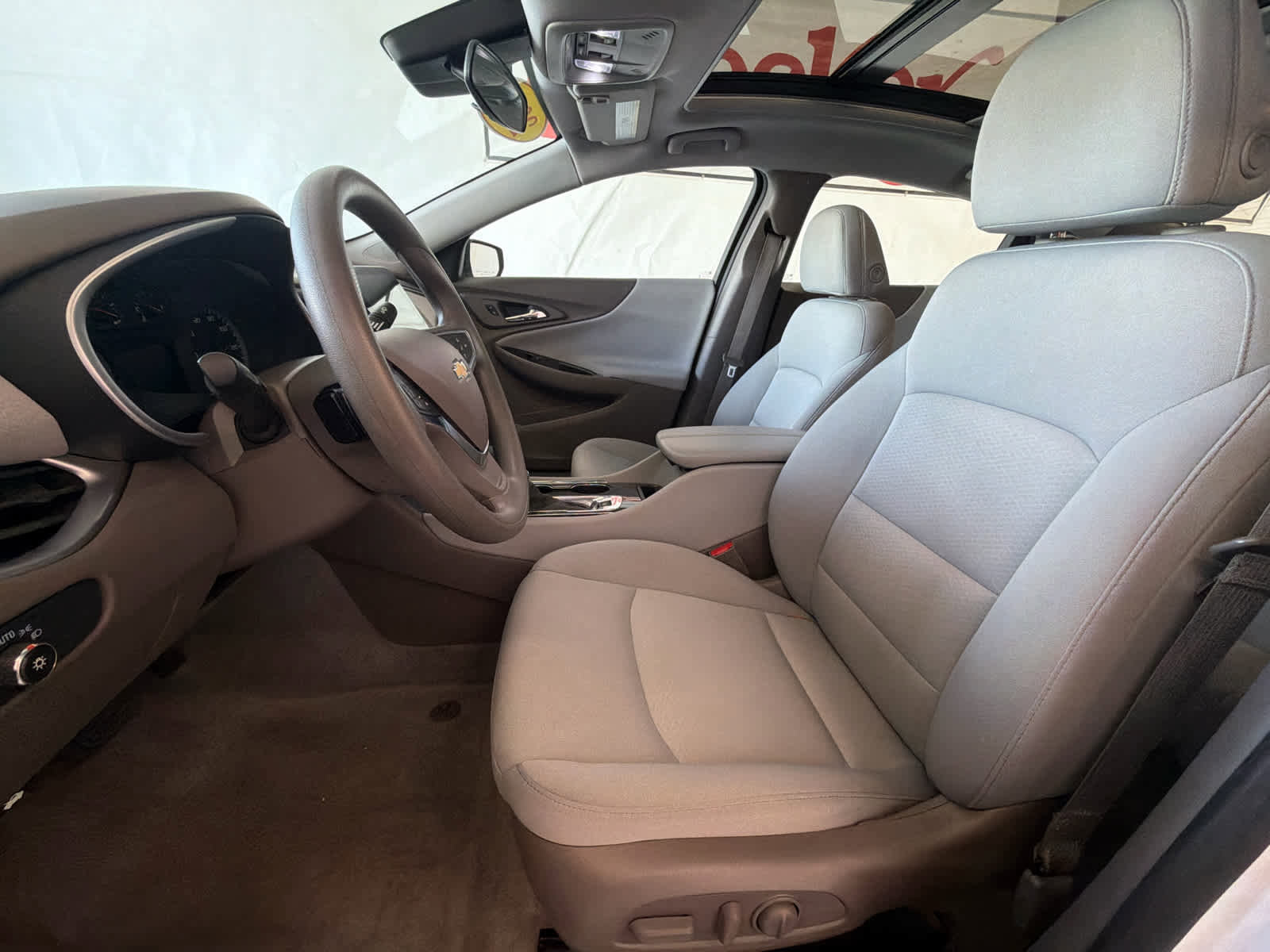 Used 2024 Chevrolet Malibu LT FWD image 15