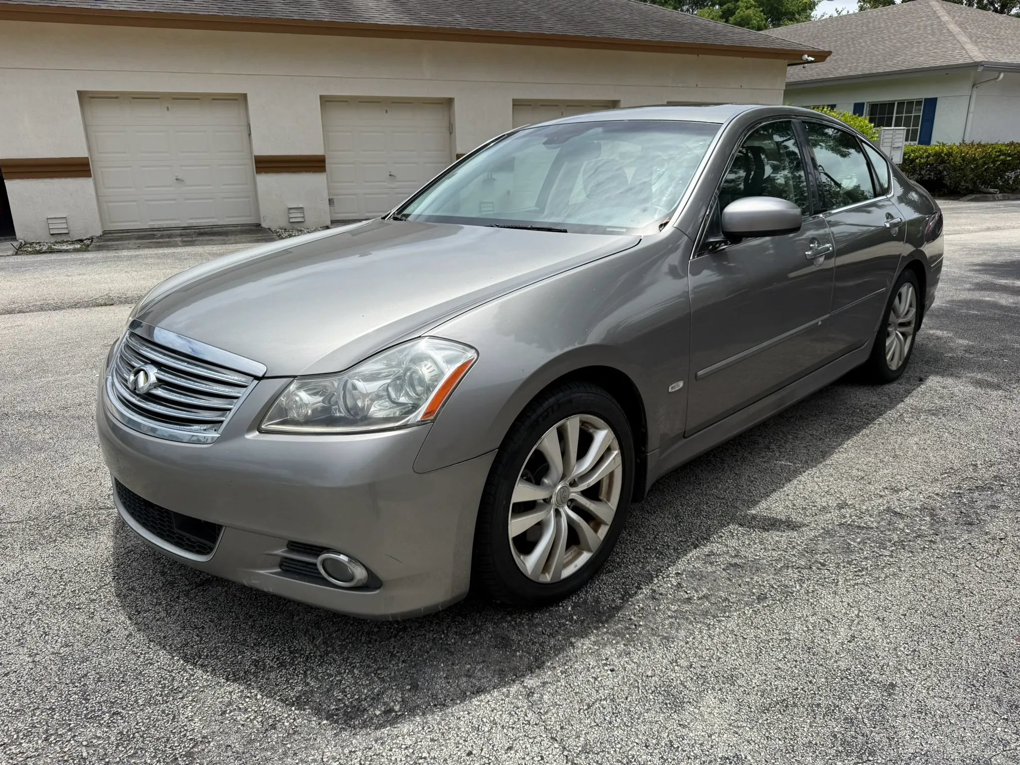Used 2009 INFINITI M35 w/ Technology Pkg