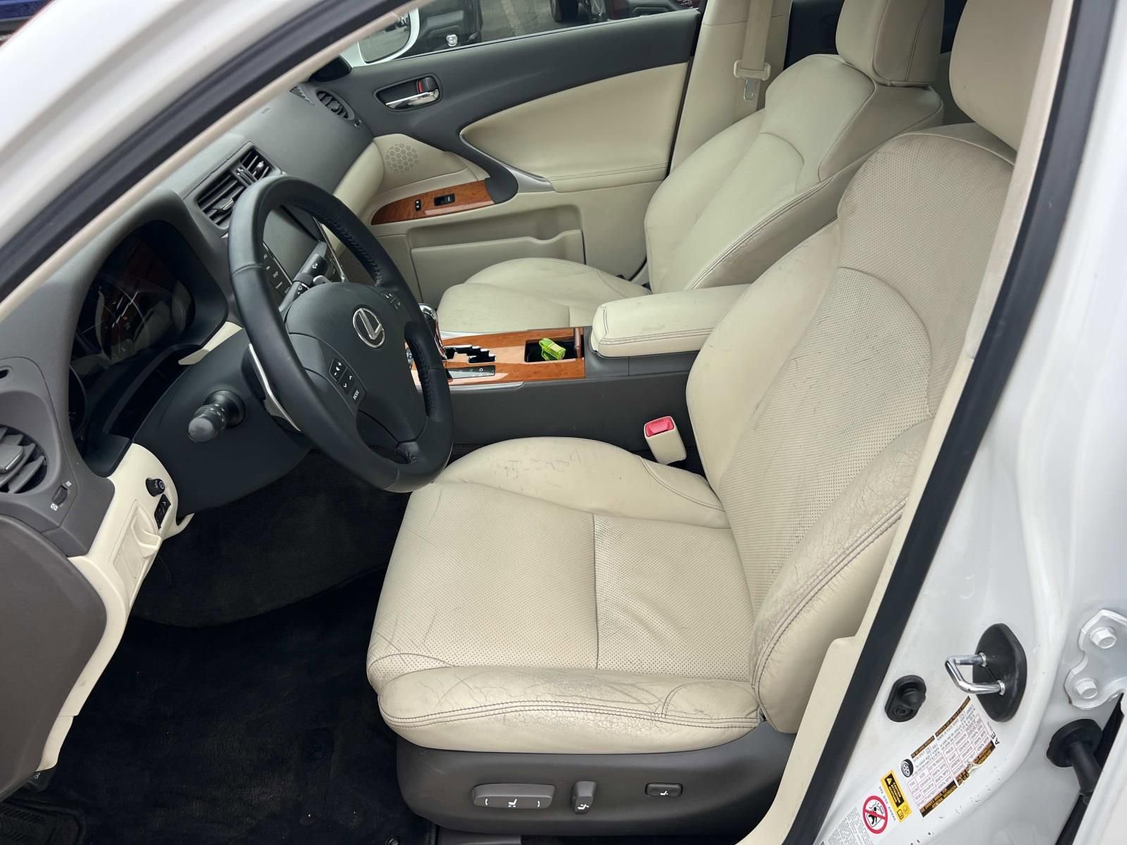 Used 2009 Lexus IS 250 image 9