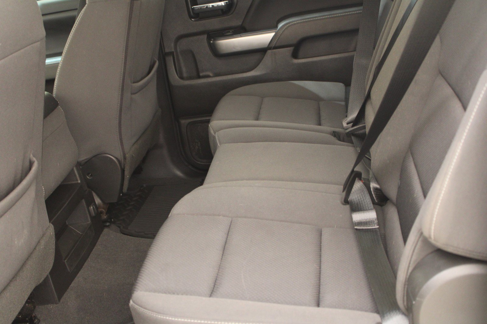 Used 2018 Chevrolet Silverado 1500 LT w/ All Star Edition image 21